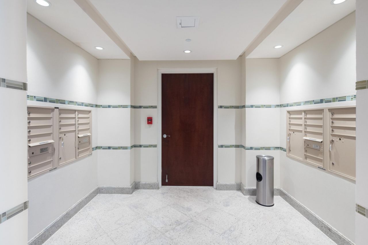 2 Laurens Street Photo 41