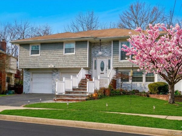 1061 Fordham Lane, Woodmere, NY 11598