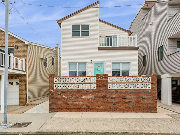 48 Tennessee Avenue , Long Beach, NY 11561