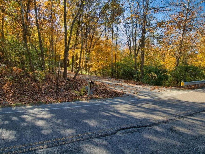 7167 Goshen Road, Goshen Twp, OH 45122 Photo 2