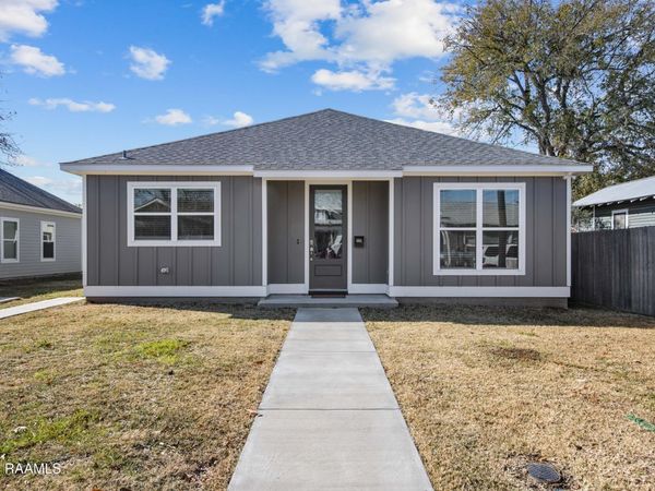 604 E Vermilion Street , Lafayette, LA 70501