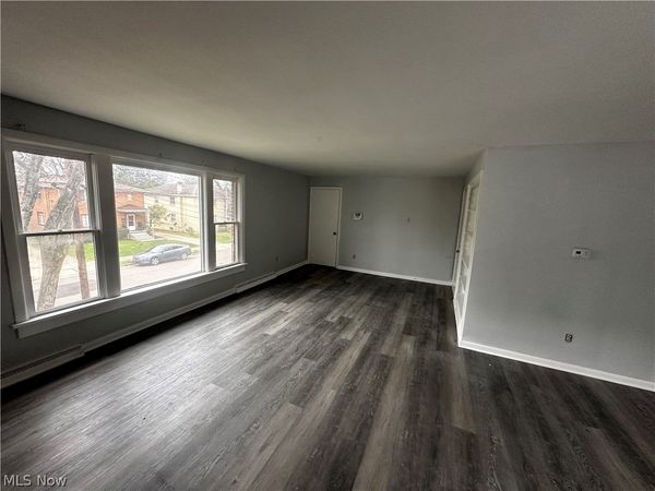 1775 Liberty Drive, Akron, OH 44313