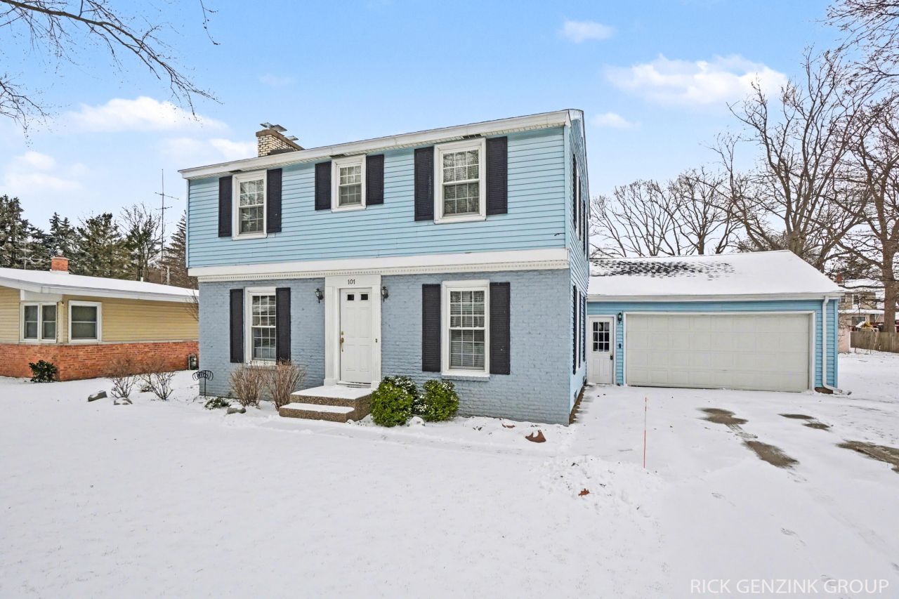 101 E 33rd Street, Holland, MI 49423 Main Photo