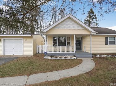 40220 Harris Road, Sumpter Twp, MI 48111