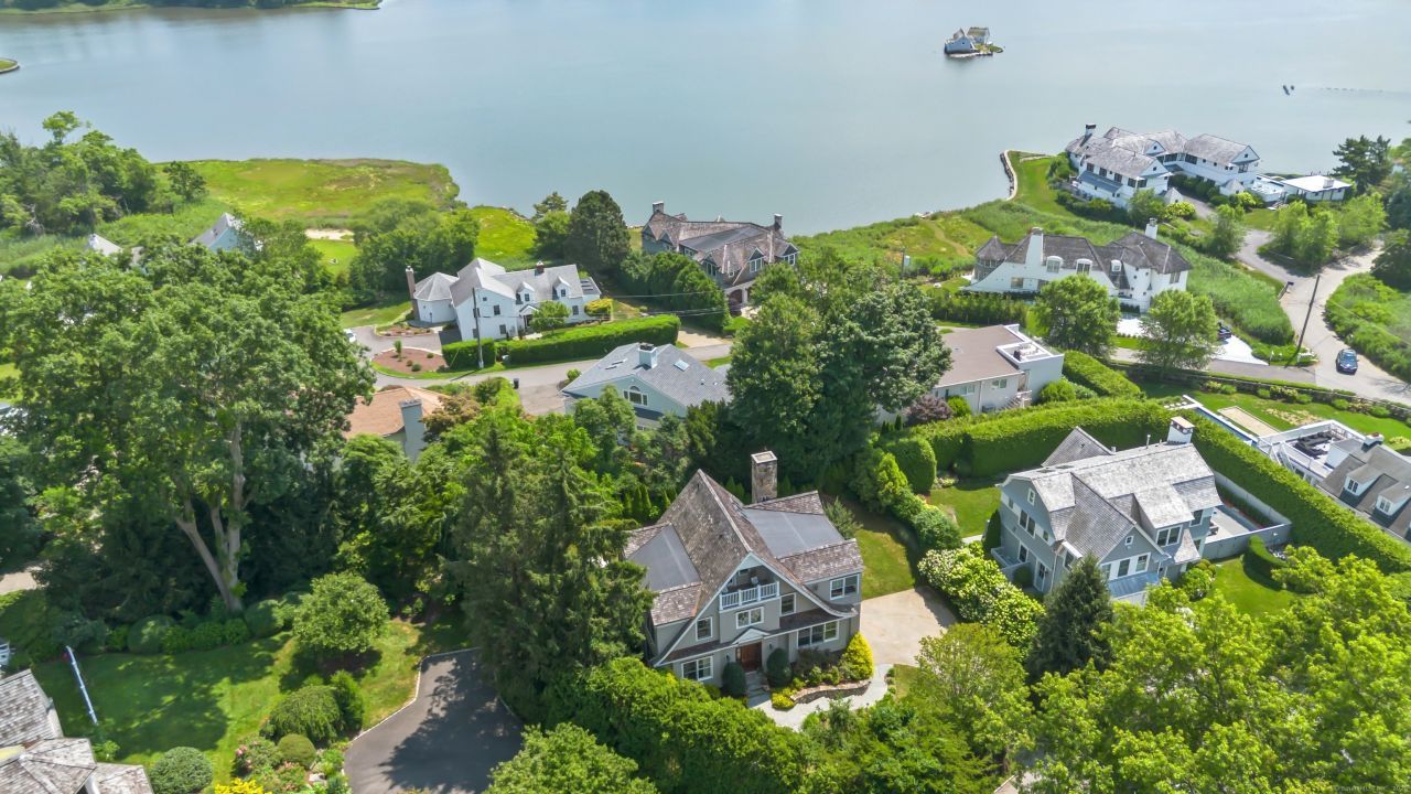 11 Edgewater, Westport, CT 06880 Main Photo