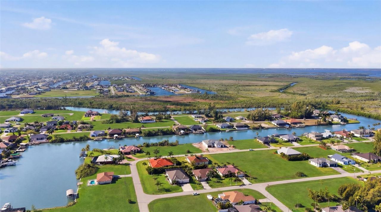 4222 NW 22nd Street, Cape Coral, FL 33993 Photo