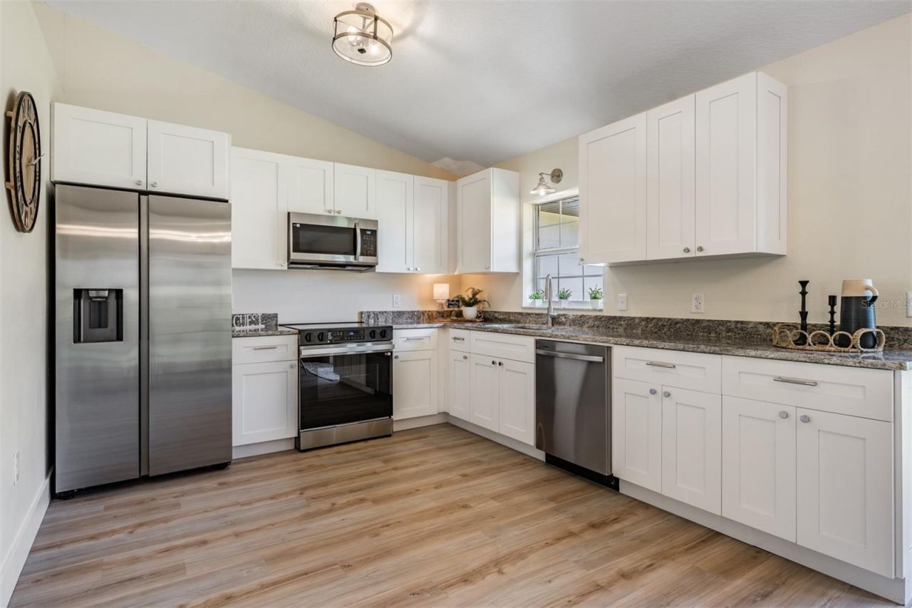 15316 17th Street , Dade City, FL 33523 Photo