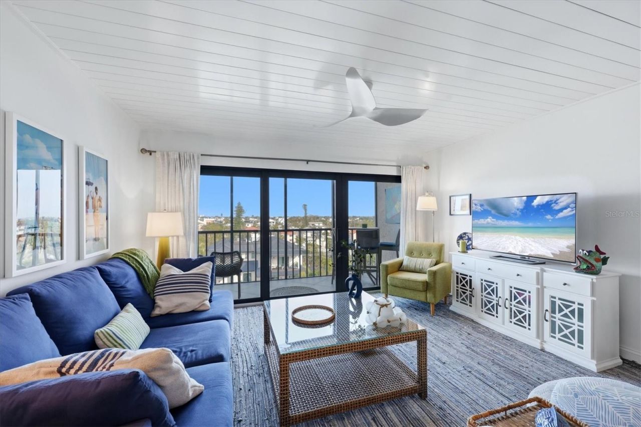 1001 Benjamin Franklin Drive, Unit 604, Sarasota, FL 34236 Photo