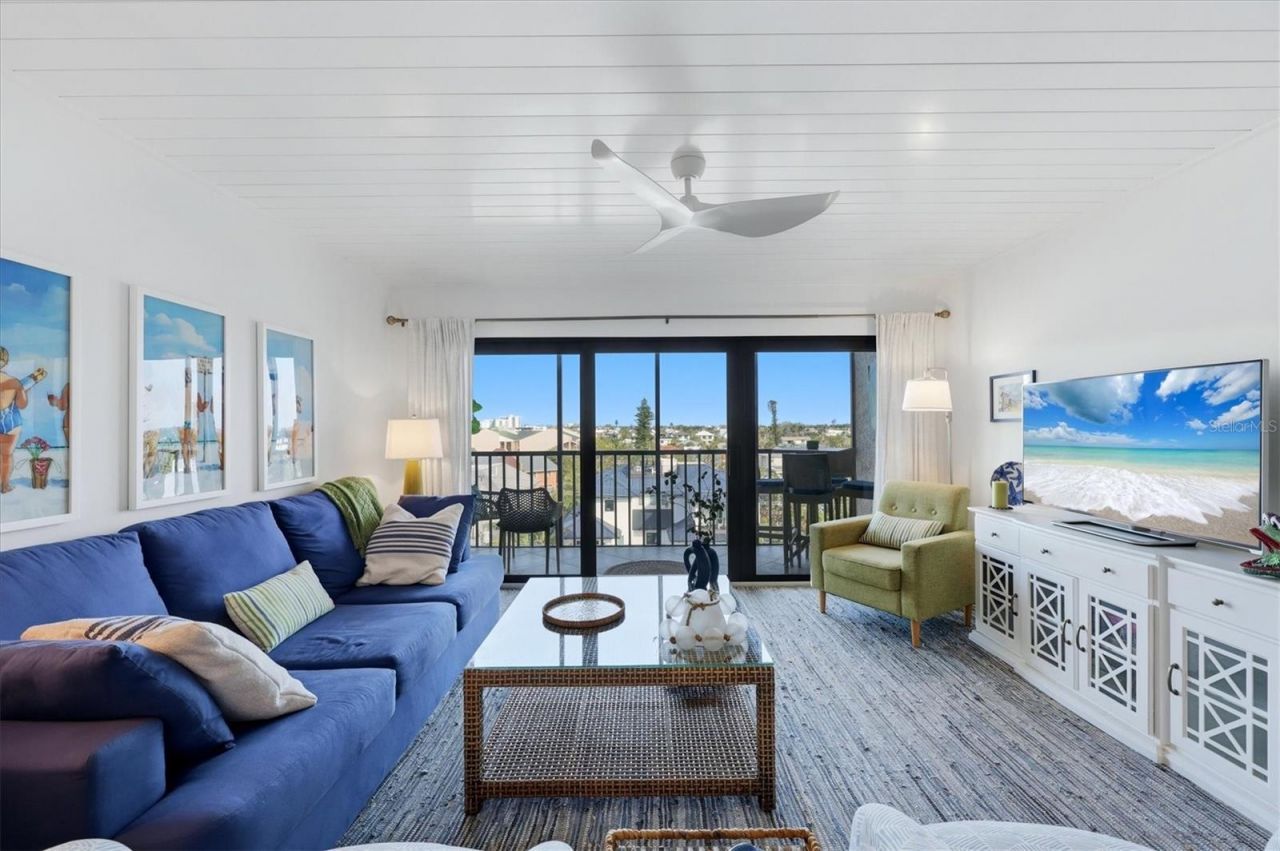 1001 Benjamin Franklin Drive, Unit 604, Sarasota, FL 34236 Photo