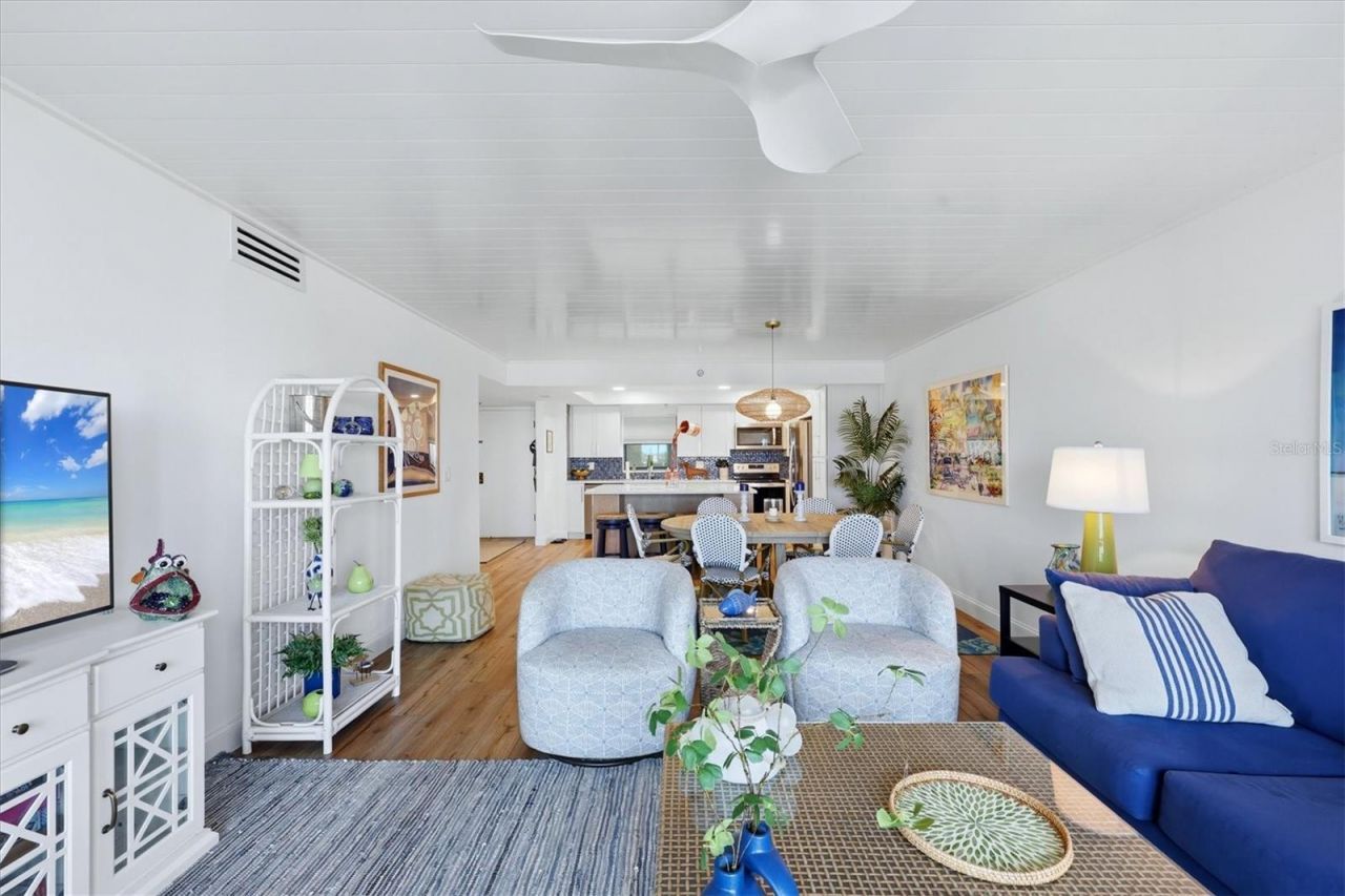 1001 Benjamin Franklin Drive, Unit 604, Sarasota, FL 34236 Photo