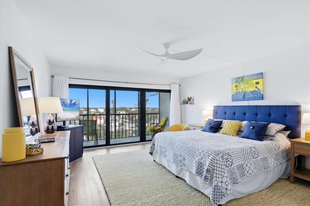 1001 Benjamin Franklin Drive, Unit 604, Sarasota, FL 34236 Photo