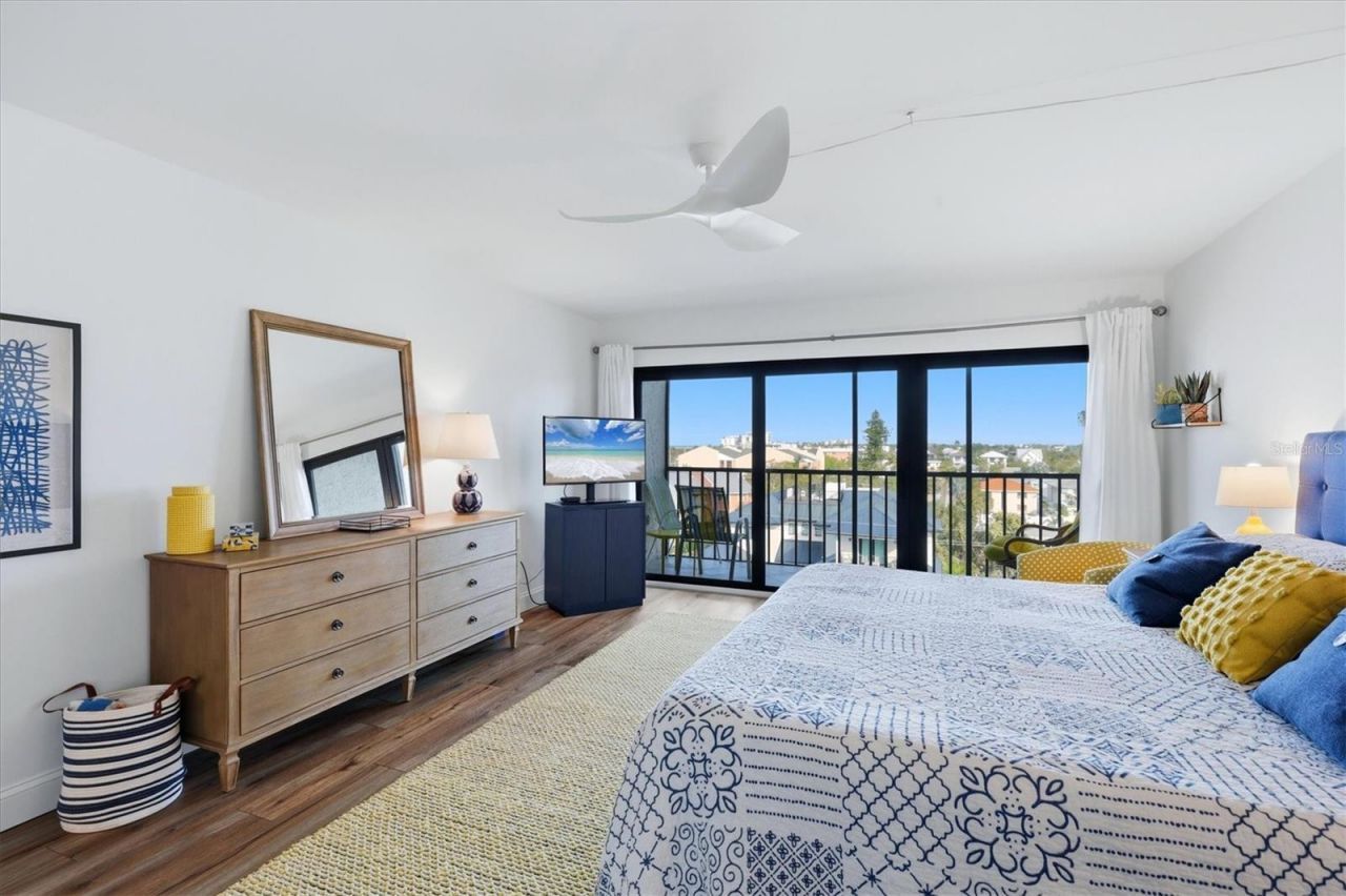 1001 Benjamin Franklin Drive, Unit 604, Sarasota, FL 34236 Photo