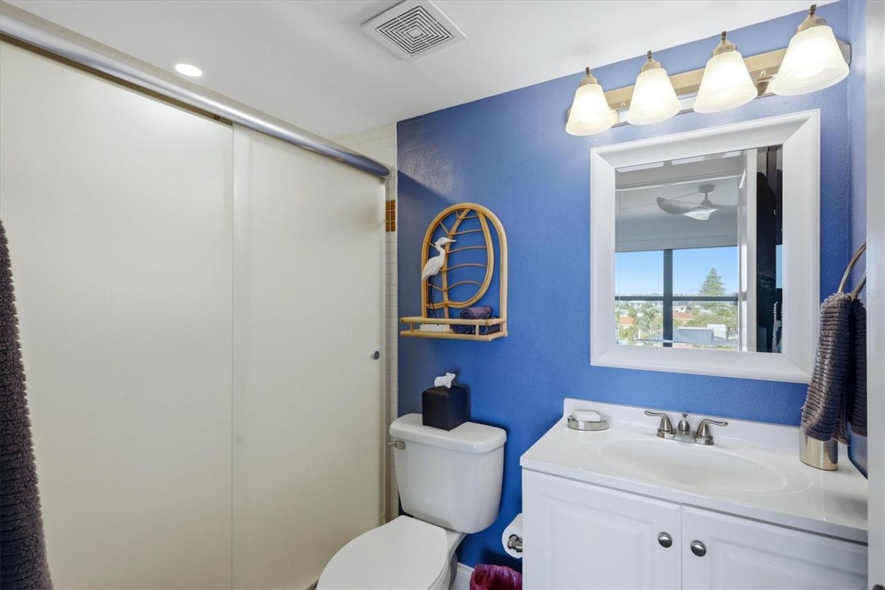 1001 Benjamin Franklin Drive, Unit 604, Sarasota, FL 34236 Photo