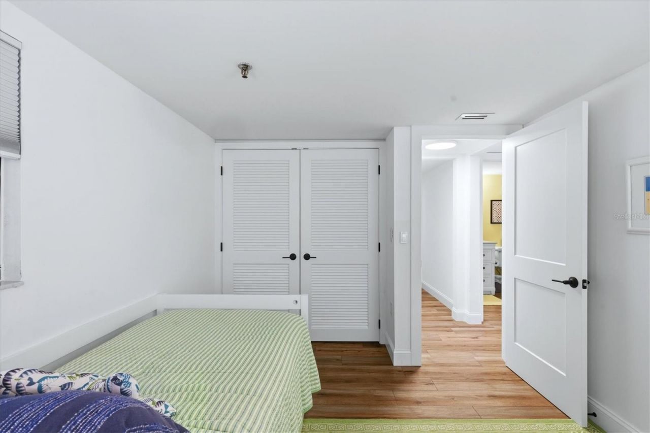 1001 Benjamin Franklin Drive, Unit 604, Sarasota, FL 34236 Photo