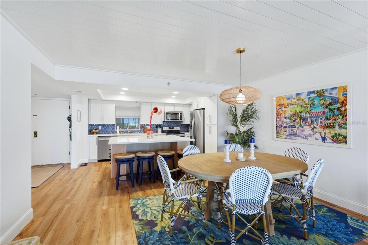 1001 Benjamin Franklin Drive, Unit 604, Sarasota, FL 34236 Photo