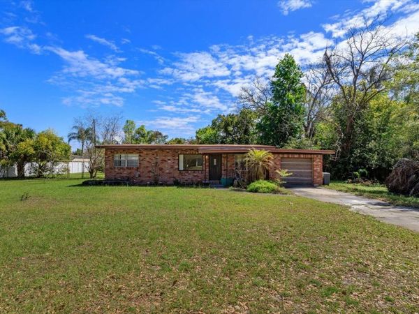 9409 FLORENCE AVENUE, APOPKA, FL 32703