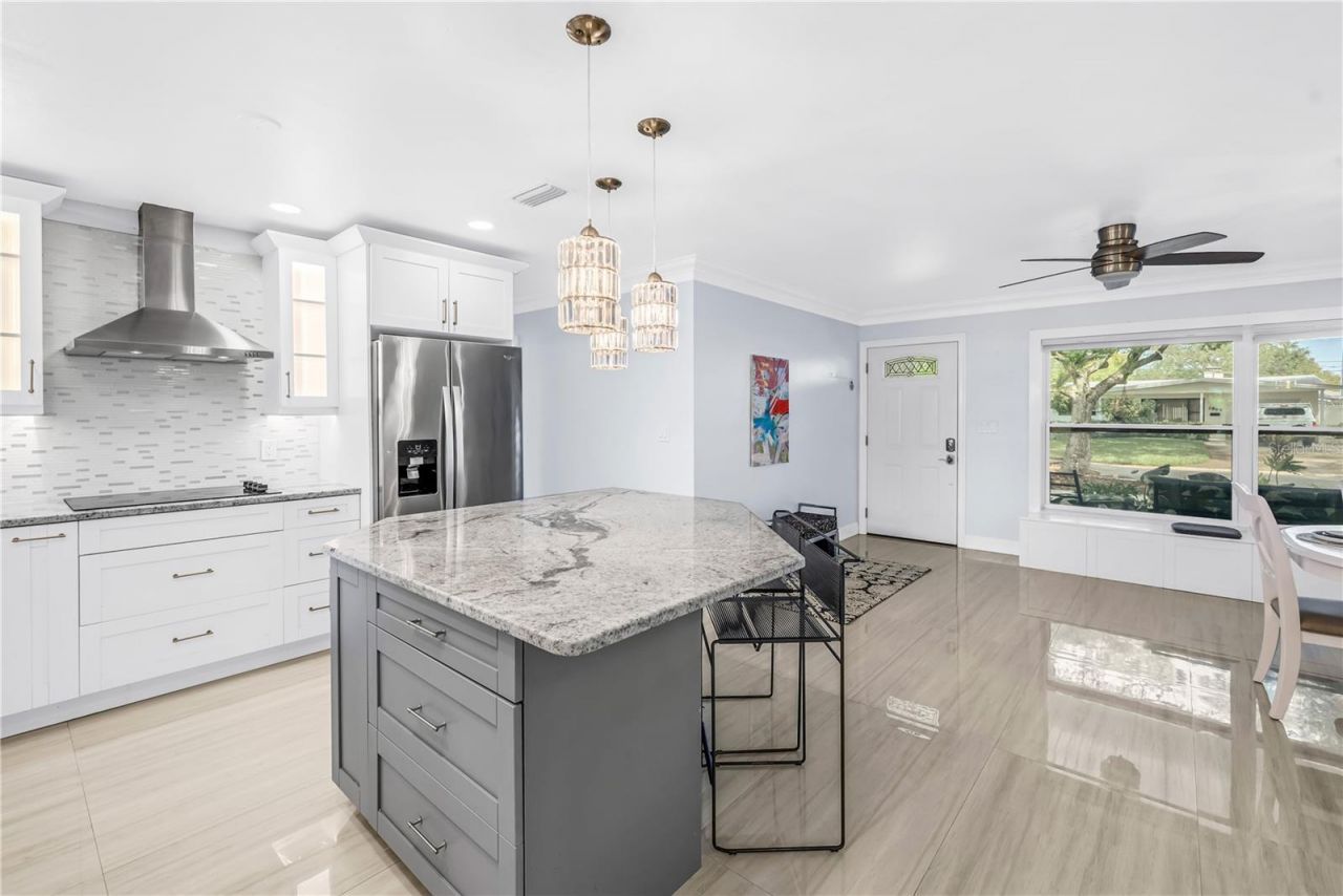 2898 56th Lane N, Saint Petersburg, FL 33710 Photo