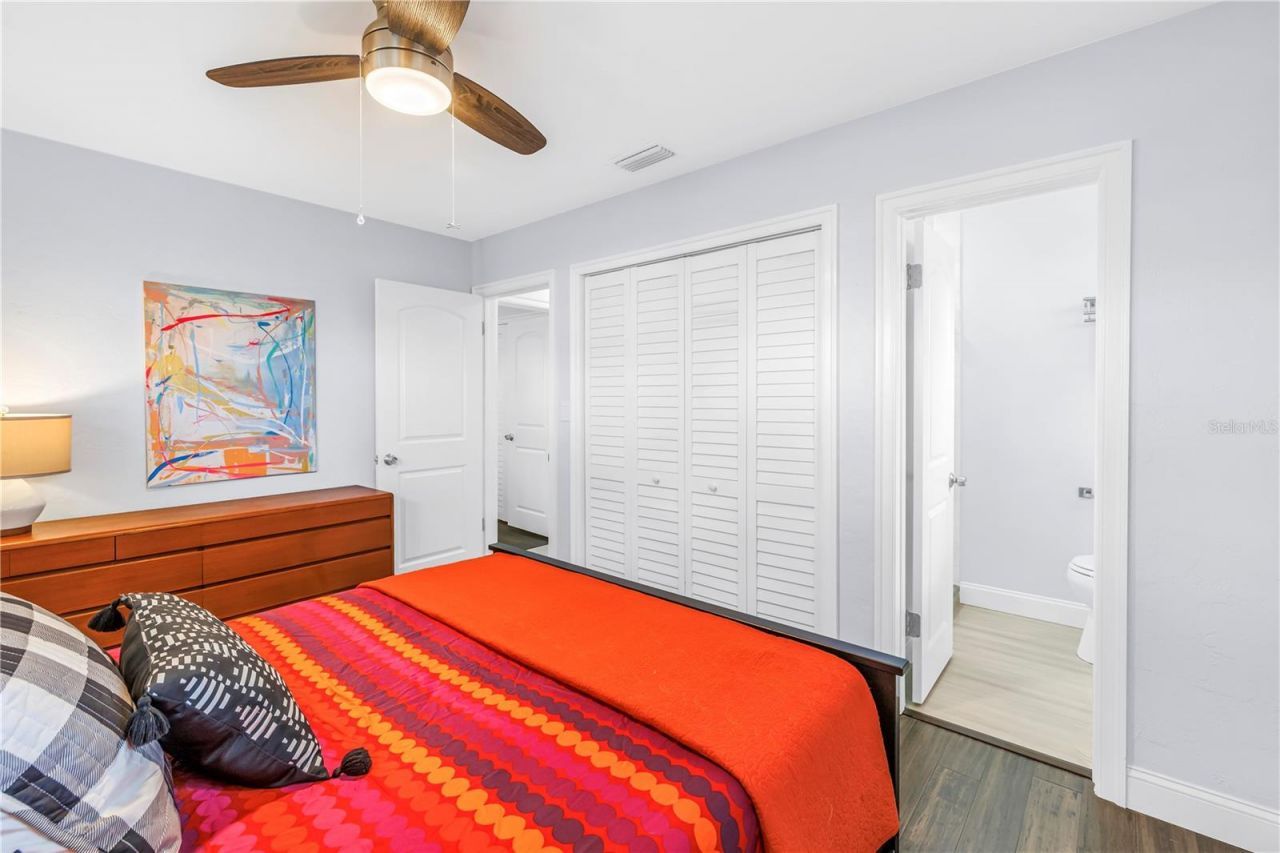 2898 56th Lane N, Saint Petersburg, FL 33710 Photo