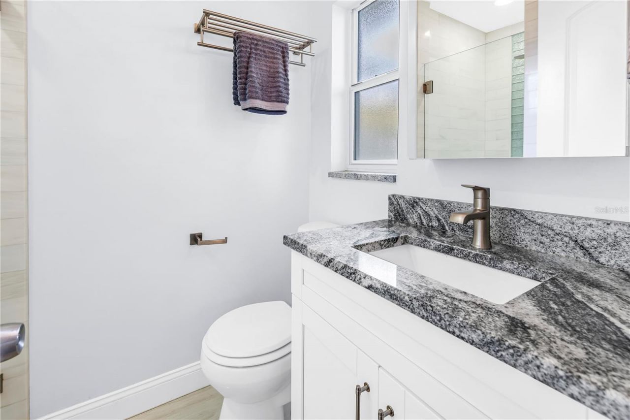 2898 56th Lane N, Saint Petersburg, FL 33710 Photo