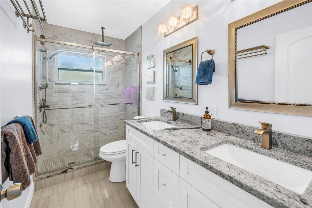 2898 56th Lane N, Saint Petersburg, FL 33710 Photo