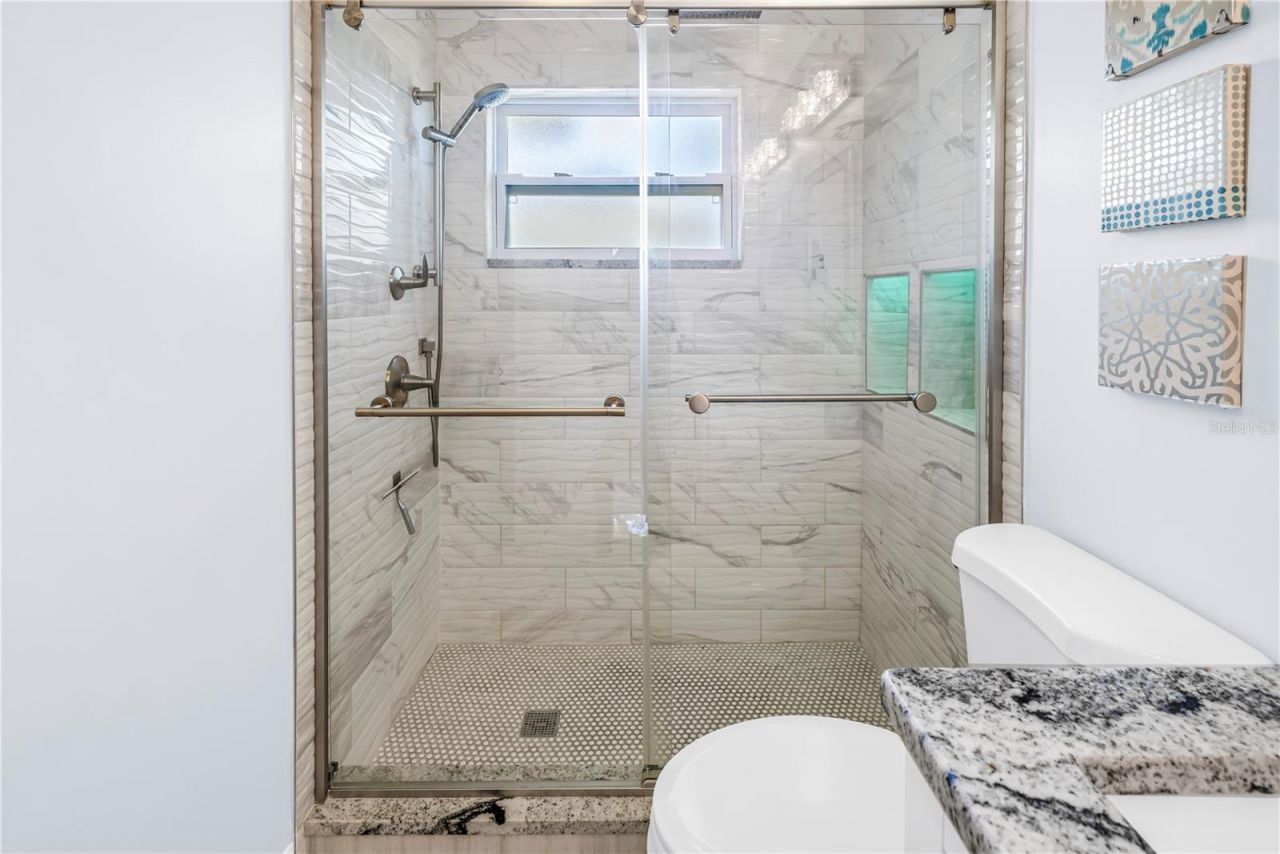 2898 56th Lane N, Saint Petersburg, FL 33710 Photo