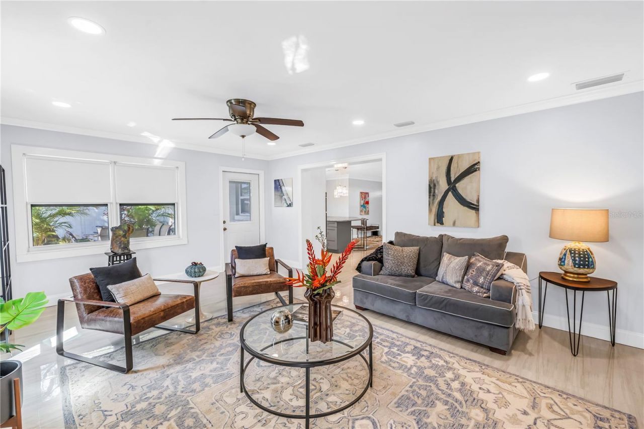 2898 56th Lane N, Saint Petersburg, FL 33710 Photo