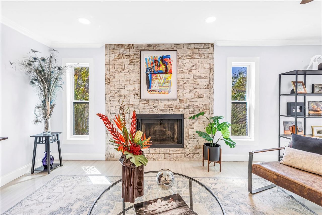 2898 56th Lane N, Saint Petersburg, FL 33710 Photo