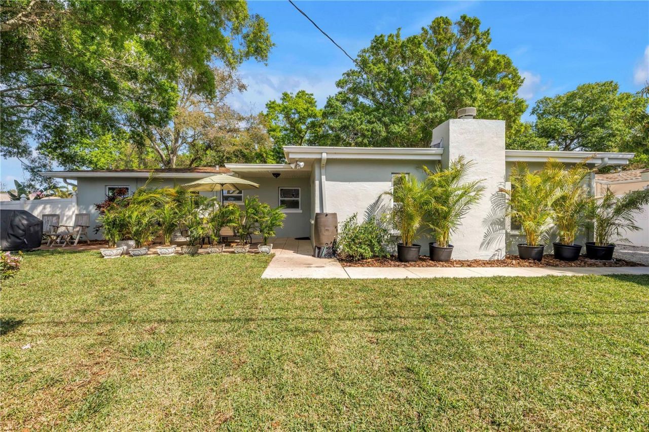 2898 56th Lane N, Saint Petersburg, FL 33710 Photo