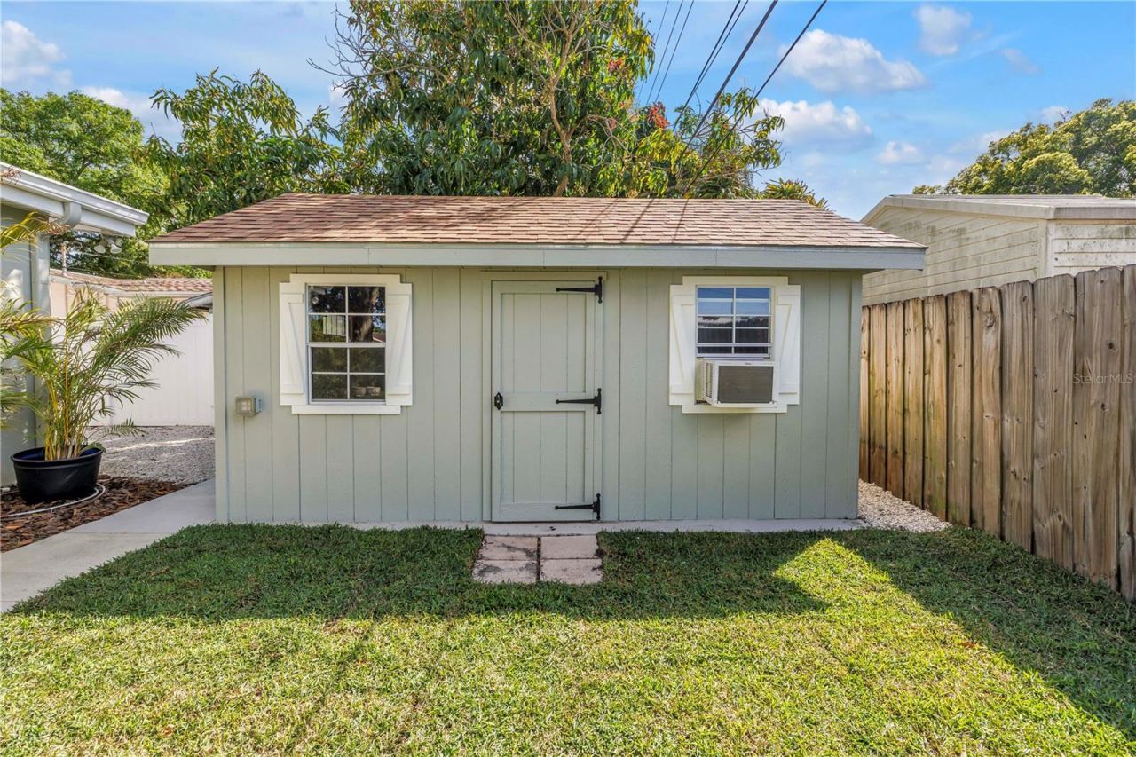 2898 56th Lane N, Saint Petersburg, FL 33710 Photo