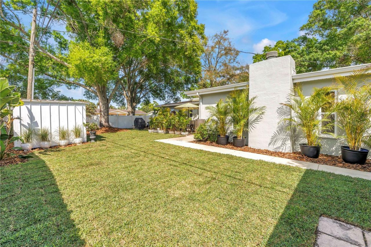 2898 56th Lane N, Saint Petersburg, FL 33710 Photo