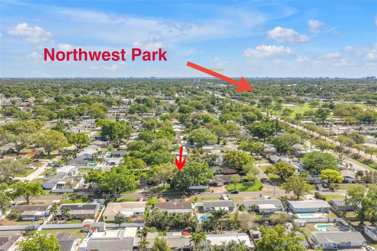 2898 56th Lane N, Saint Petersburg, FL 33710 Photo