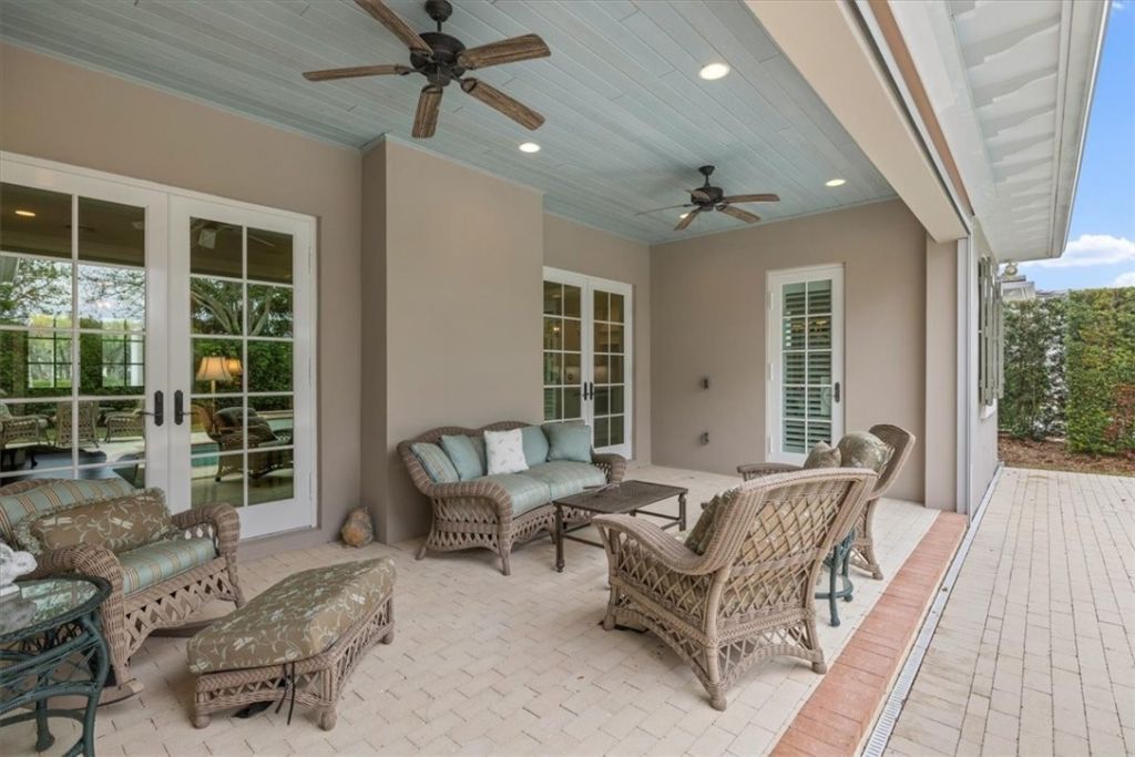405 S Palm Island Circle, Vero Beach, FL 32963 Photo