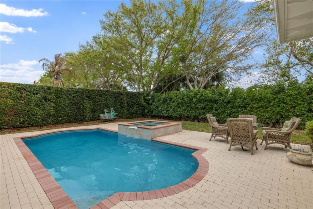 405 S Palm Island Circle, Vero Beach, FL 32963 Photo