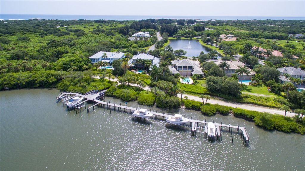 405 S Palm Island Circle, Vero Beach, FL 32963 Photo
