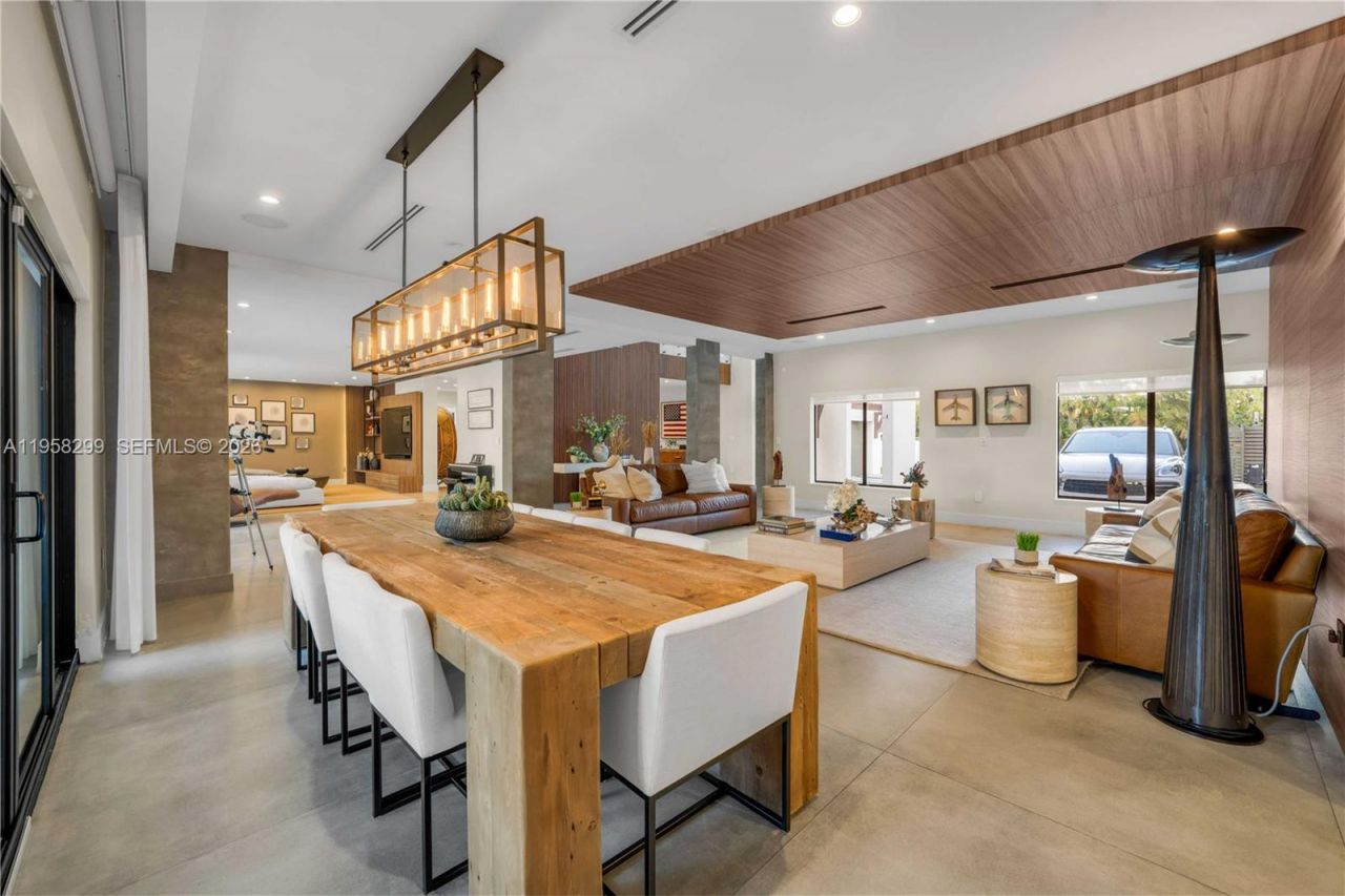 4844 NW 94th Doral Pl , Doral, FL 33178 Photo