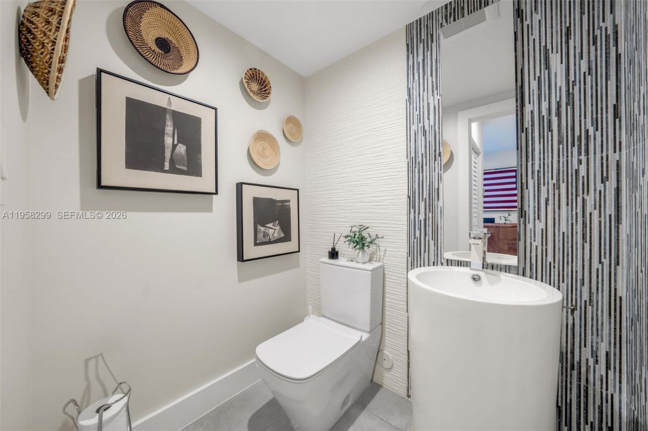 4844 NW 94th Doral Pl , Doral, FL 33178 Photo