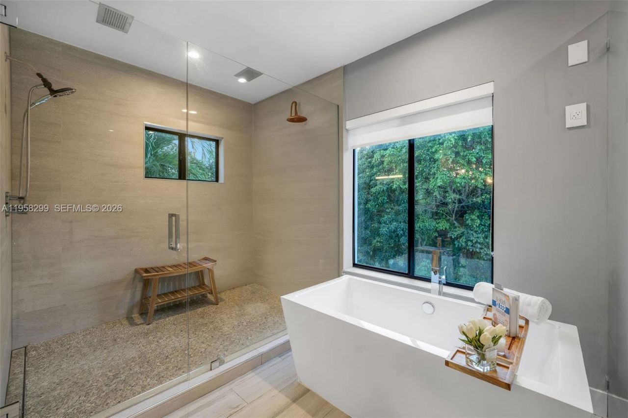 4844 NW 94th Doral Pl , Doral, FL 33178 Photo