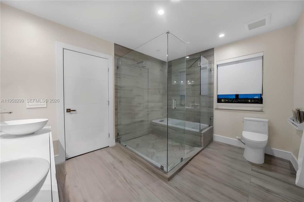 4844 NW 94th Doral Pl , Doral, FL 33178 Photo