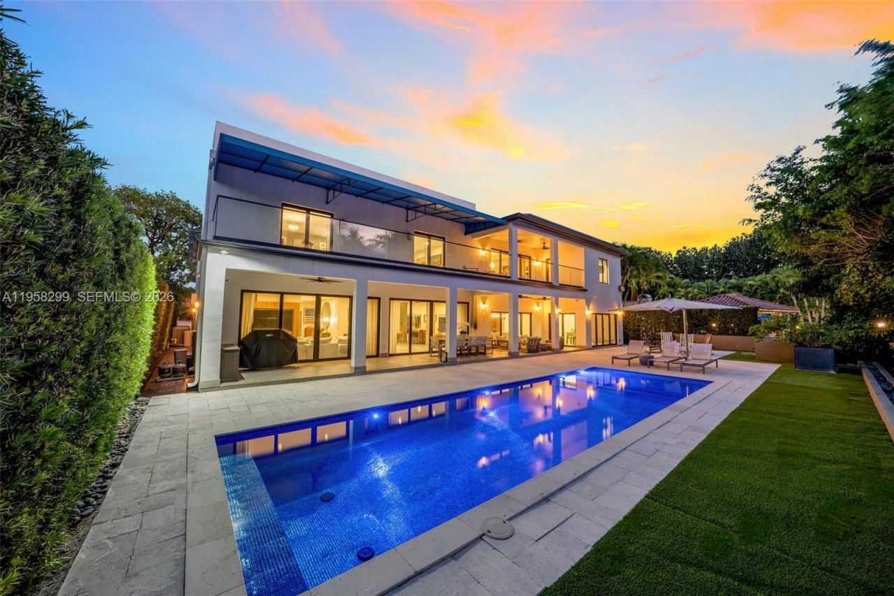 4844 NW 94th Doral Pl , Doral, FL 33178 Photo