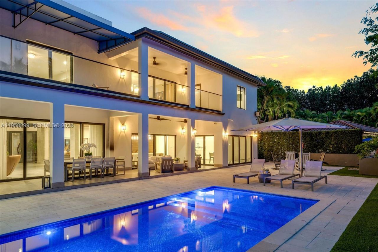 4844 NW 94th Doral Pl , Doral, FL 33178 Photo