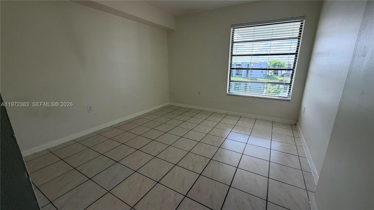 1300 SW 122nd Ave, Unit 416-2, Miami, FL 33184 Photo