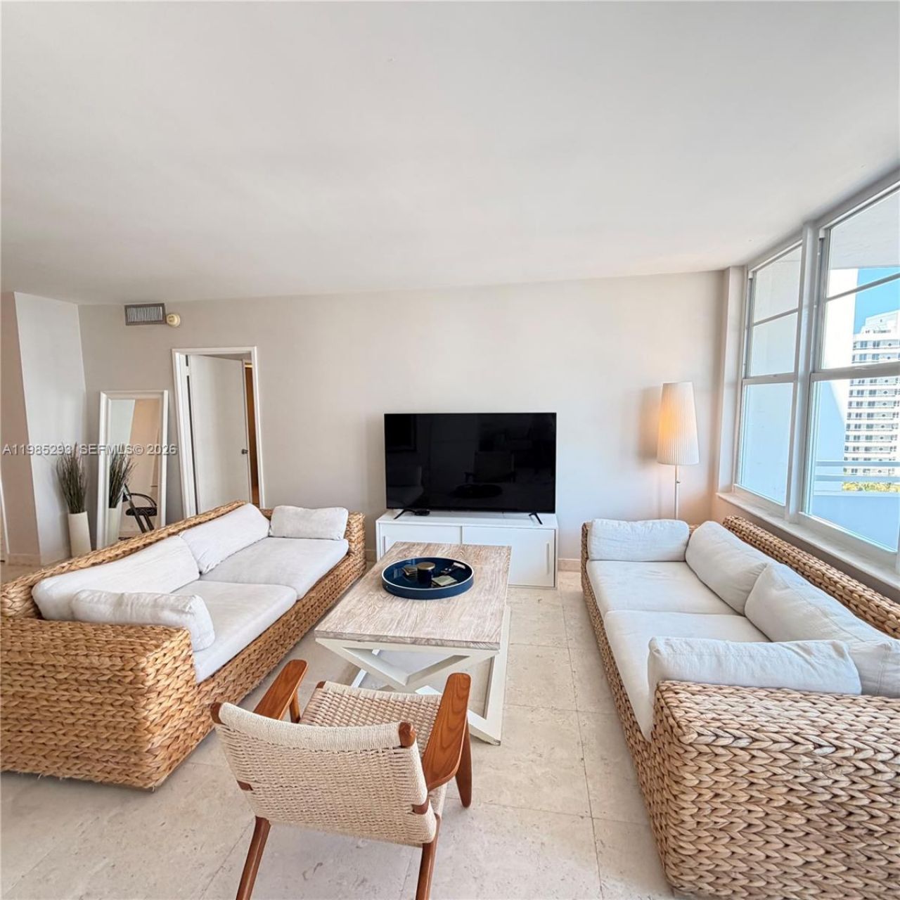 5700 Collins Ave , Unit 11A, Miami Beach, FL 33140 Photo