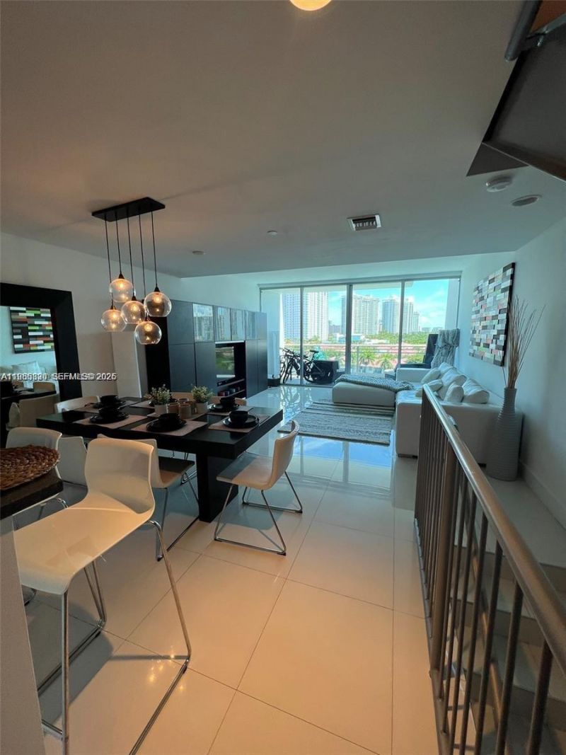 2950 NE 188th St, Unit 543, Aventura, FL 33180 Photo