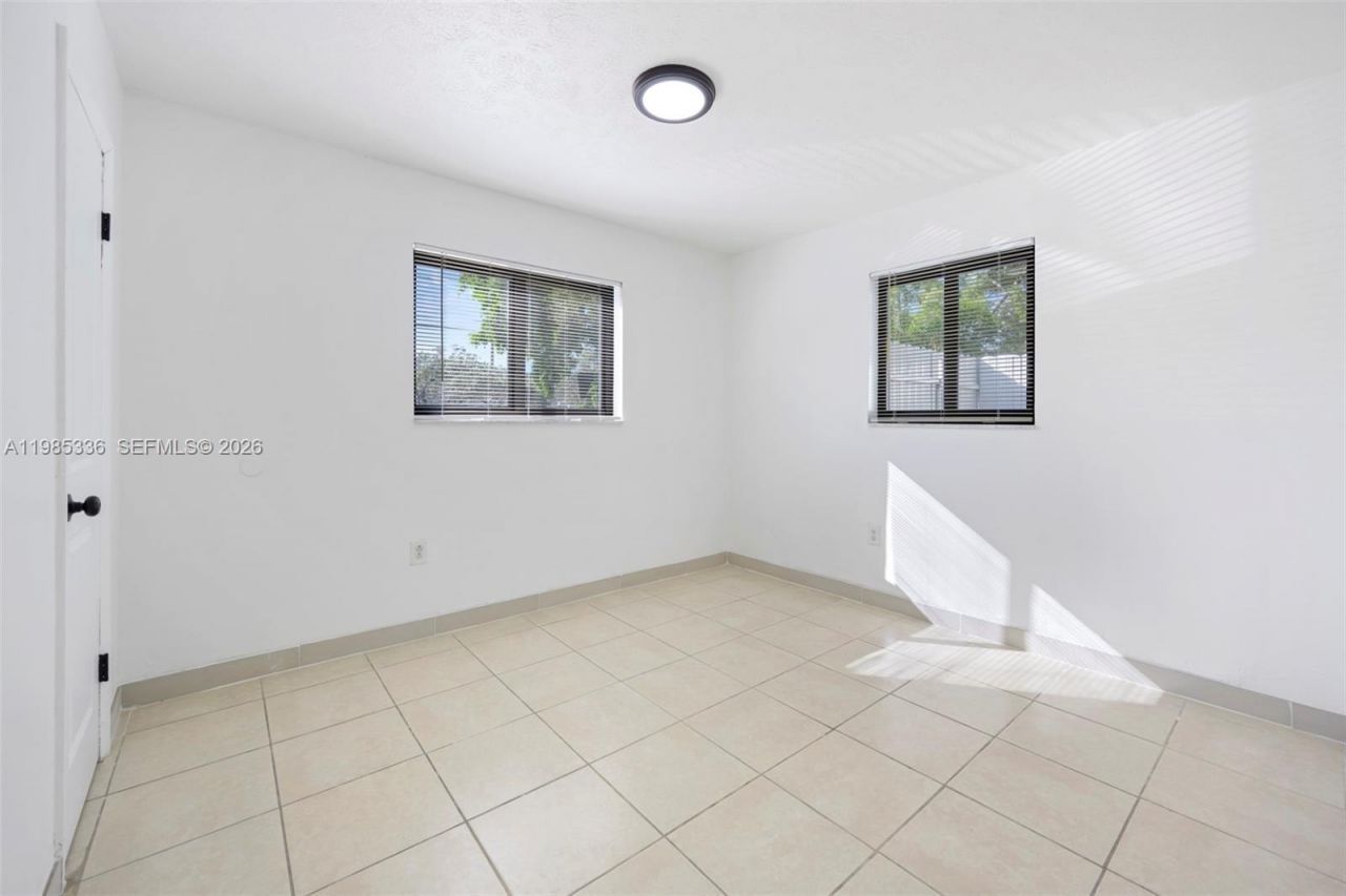 511 NW 93rd St, Unit 511, Miami, FL 33150 Photo
