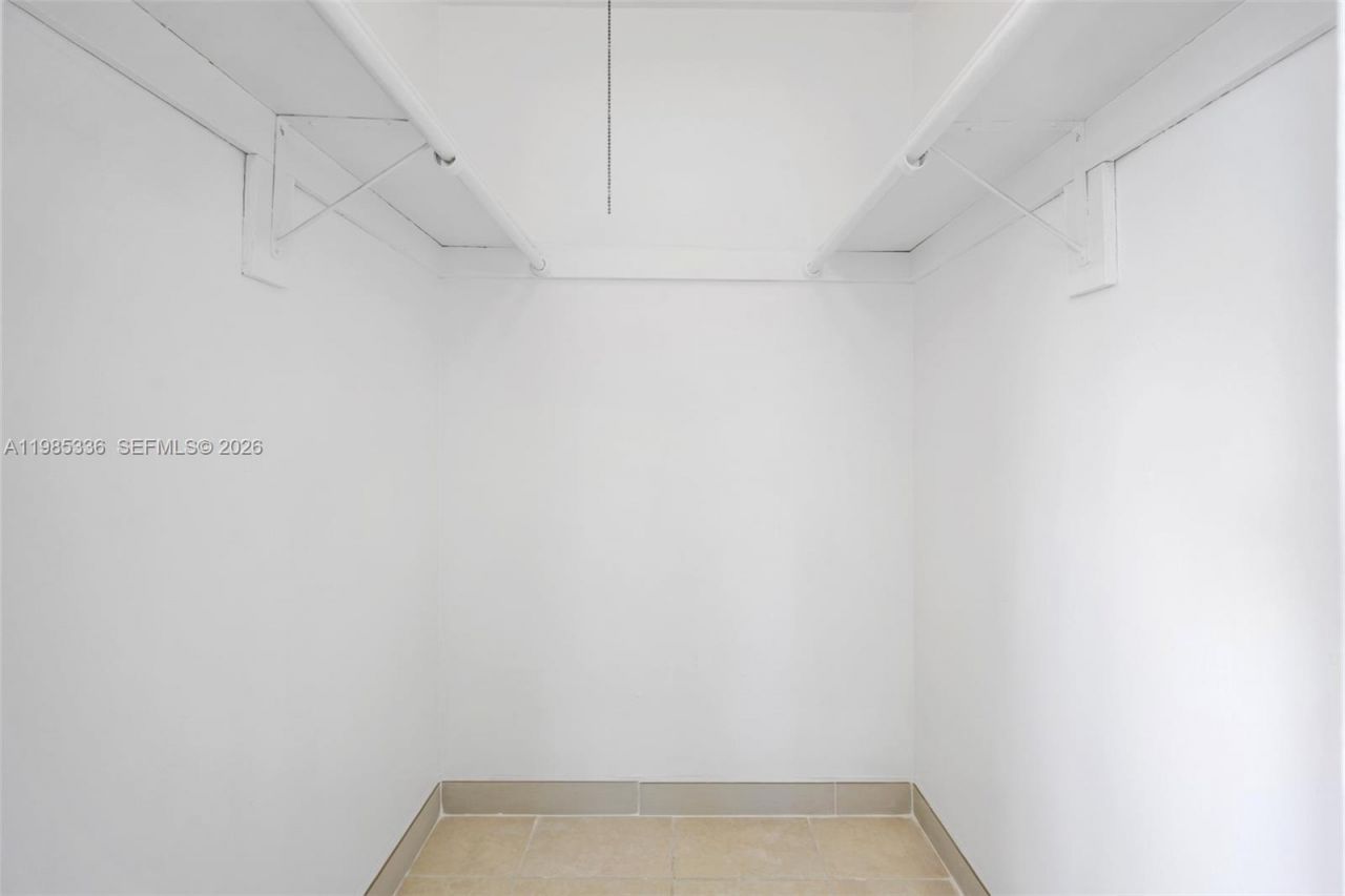 511 NW 93rd St, Unit 511, Miami, FL 33150 Photo