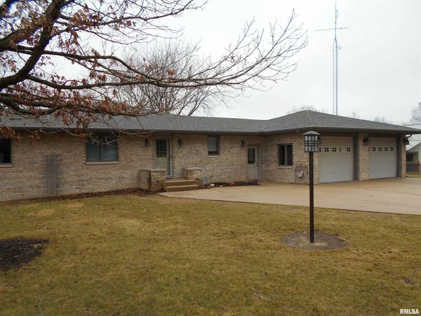 868 E CO 3 Hwy Highway, Table Grove, IL 61482