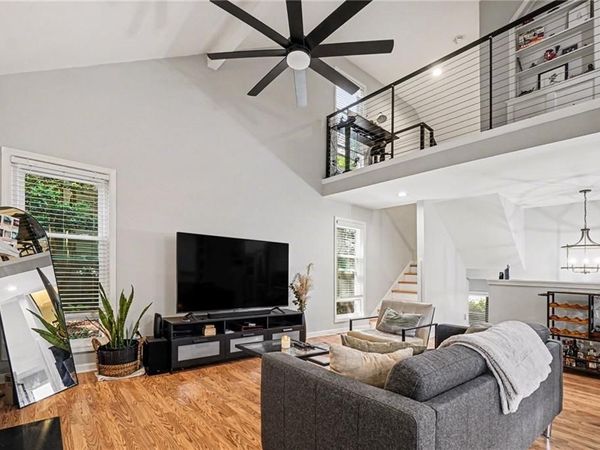 1016 Creatwood Circle, Smyrna, GA 30080