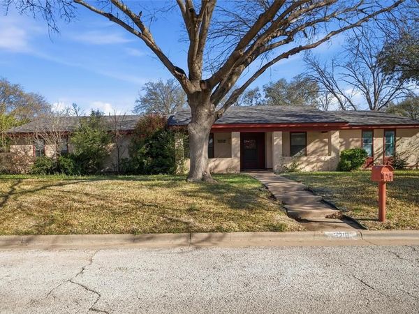 3218 Woodlake Drive, Abilene, TX 79606