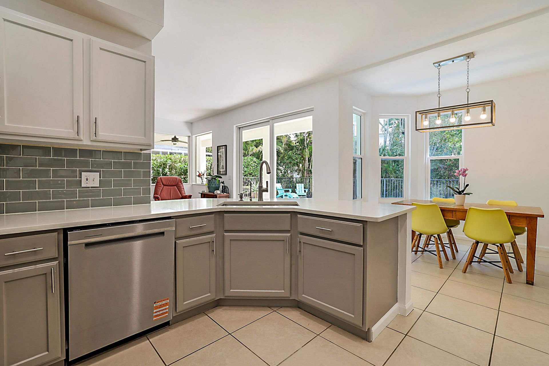 458 Woodview Circle, Palm Beach Gardens, FL 33418 Photo