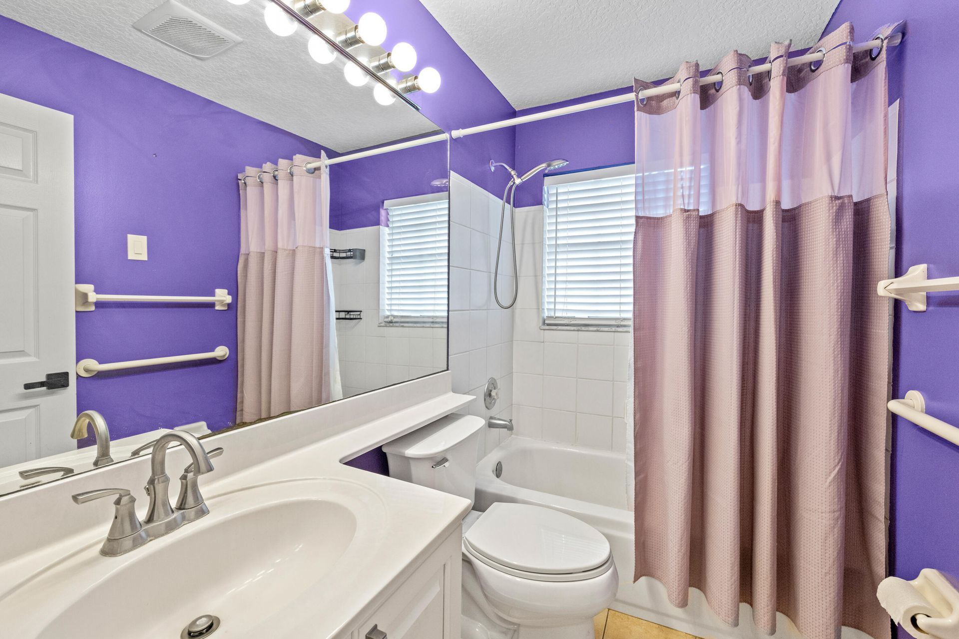 2095 Bonisle Circle, Riviera Beach, FL 33418 Photo